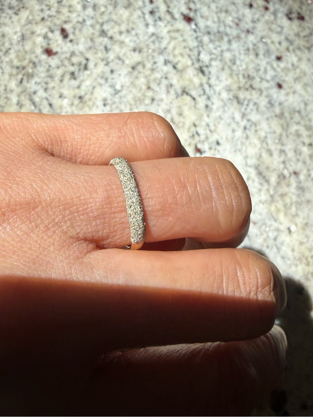 14K Gold Italian Sparkle Pavé-Style Band Ring Size 6 – Made in Italy